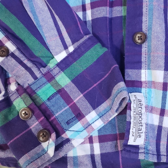 Button Down - Picture 3 of 3